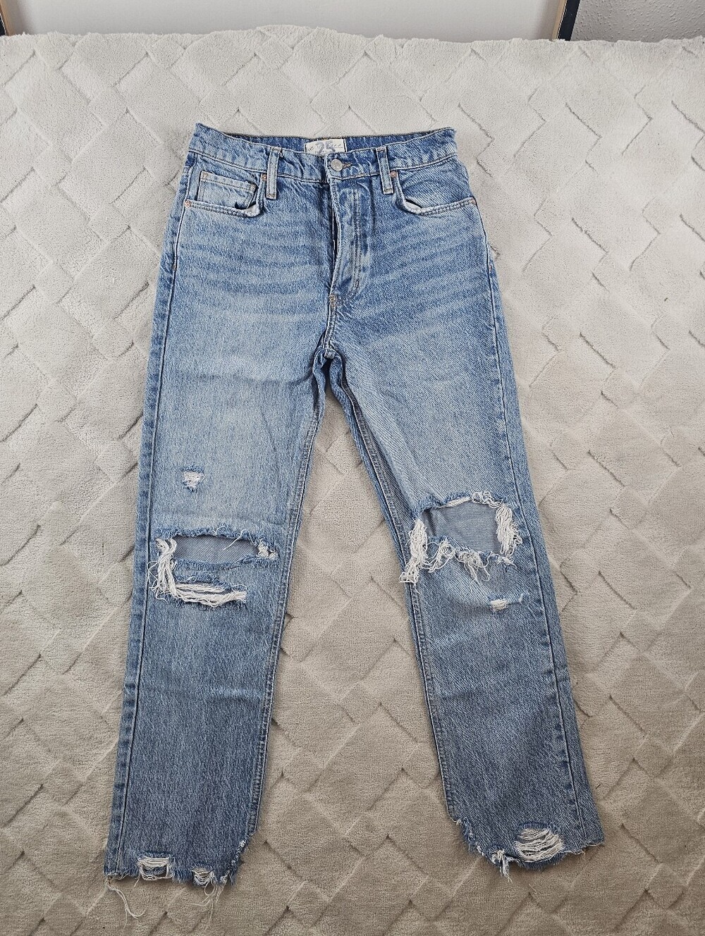 WE THE FREE DISTRESSED TAPERED BAGGY BOYFRIEND JEANS Womens 25 Button Fly